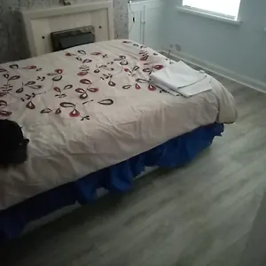  Guest house East Available Long Or Short Term